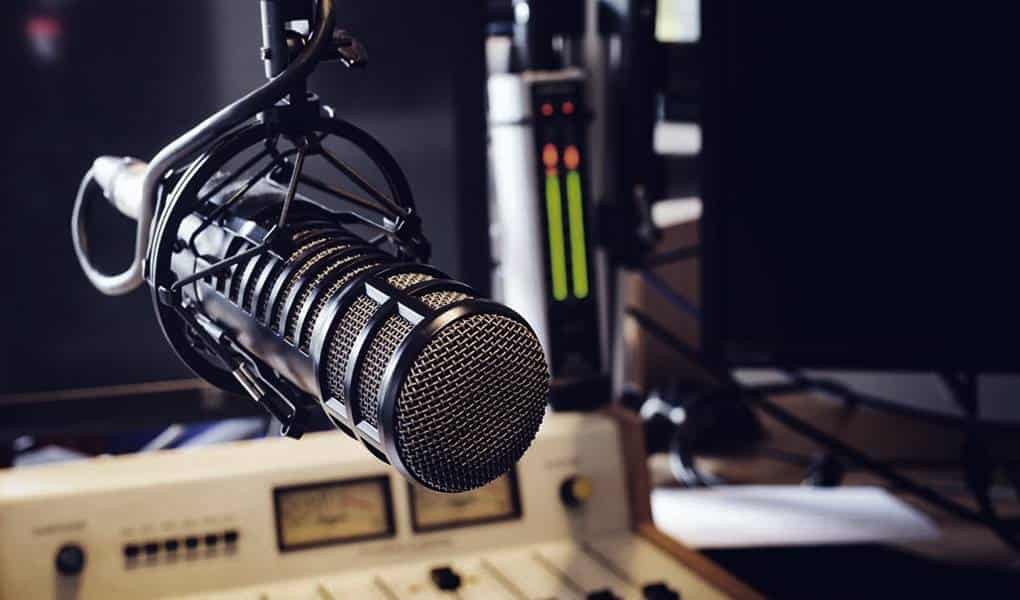 transmitir en radios por internet gratis